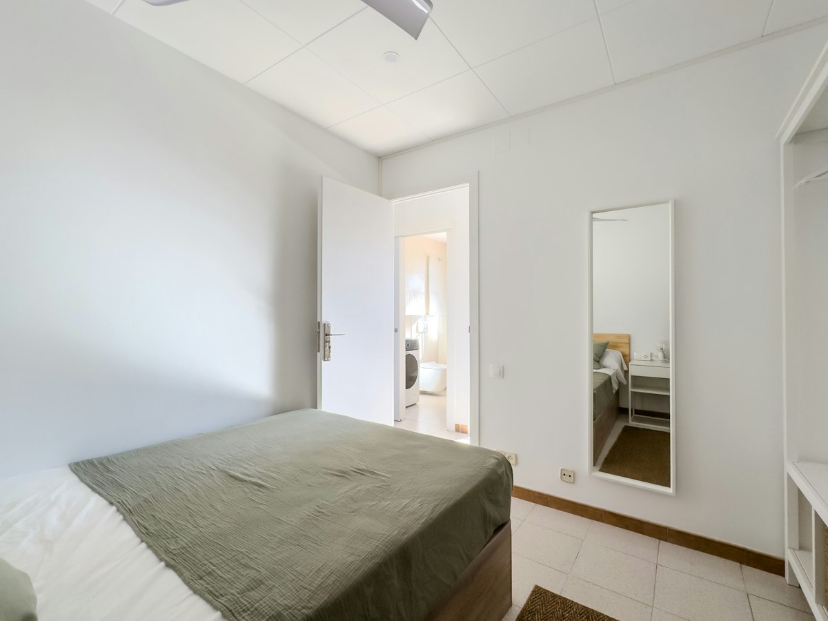 Furnished room in a 2-person shared flat in L'Hospitalet · 2