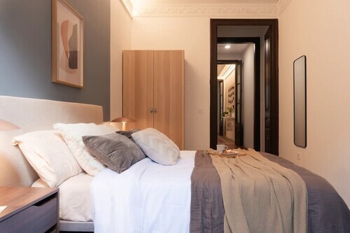 Room in a shared flat in Ciutat Vella · 3