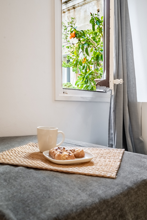Room in a 3-person shared flat in Ciutat Vella · 4