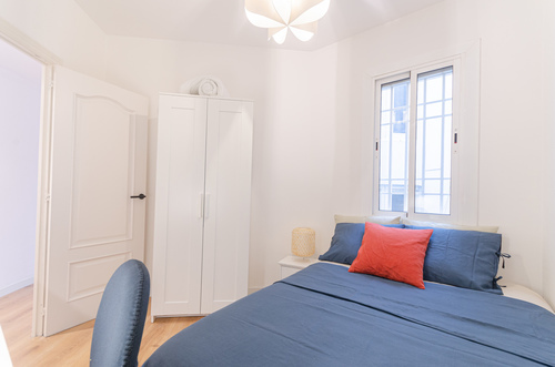 Room in a shared flat in Eixample · 3
