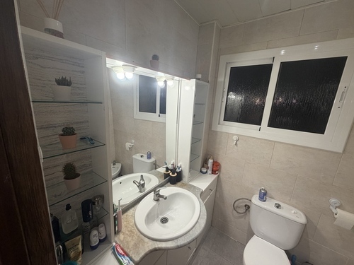 Room in a 3-person shared flat in Sants-Montjuïc · 4