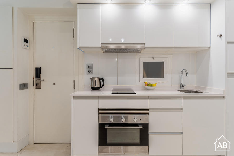 Piso de 3 dormitorios amueblado en Eixample, 48 m² · 3