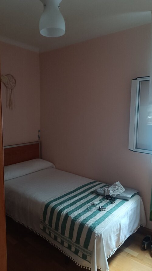 Habitación en piso compartido de 3 personas en Sants-Montjuïc · 4