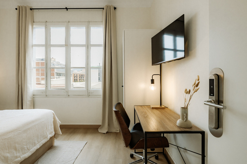 Room in a shared flat in Eixample · 3