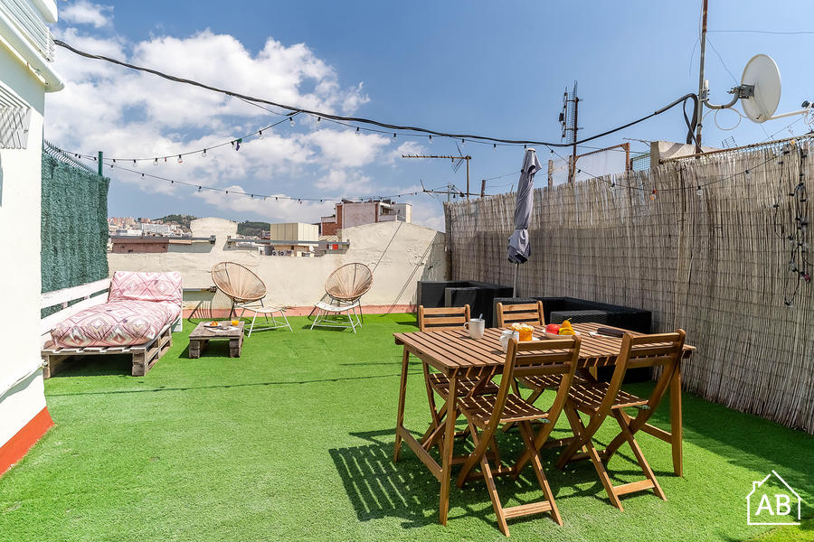 Piso de 2 dormitorios amueblado en Eixample, 29 m² · 2