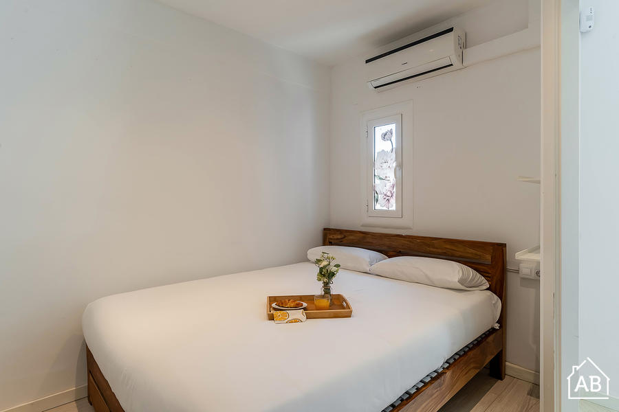 Piso de 2 dormitorios amueblado en Eixample, 29 m² · 4
