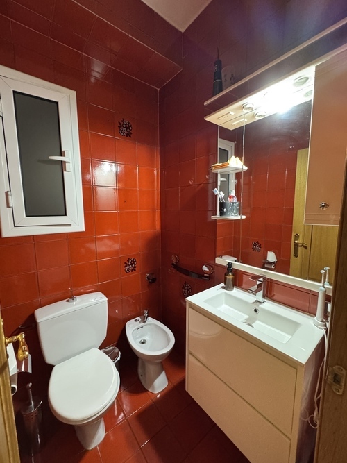 Room in a 3-person shared flat in Gràcia · 2