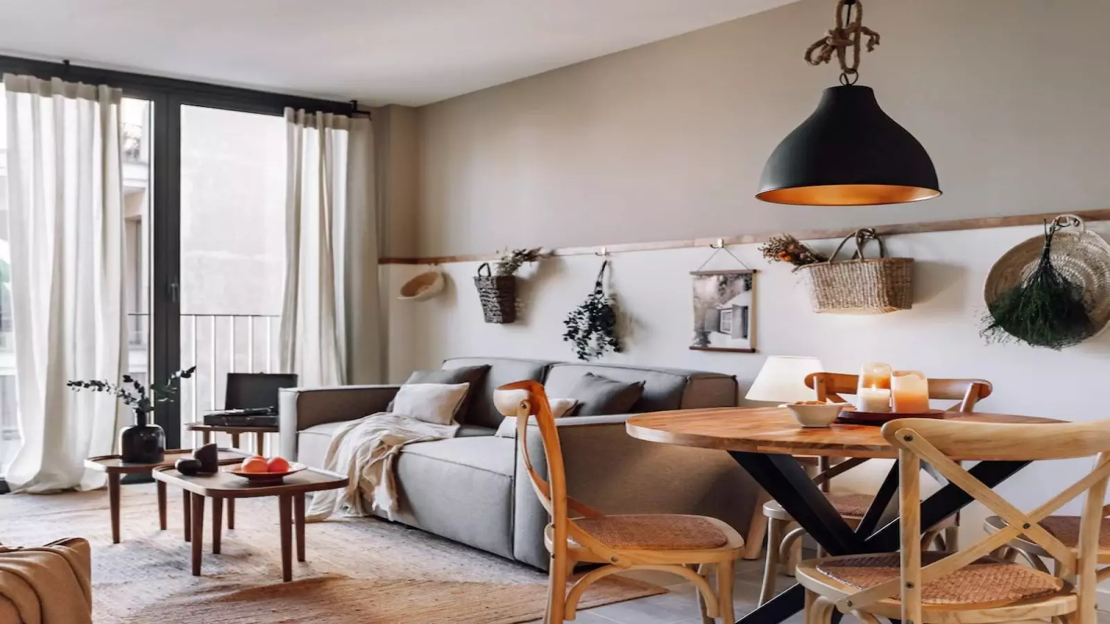 Furnished 2-bedroom flat in Eixample, 57 m² · 3