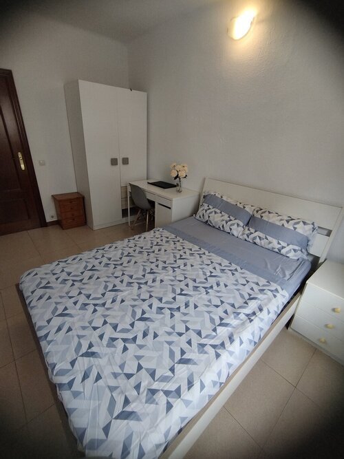 Room in a 3-person shared flat in Sant Martí · 3