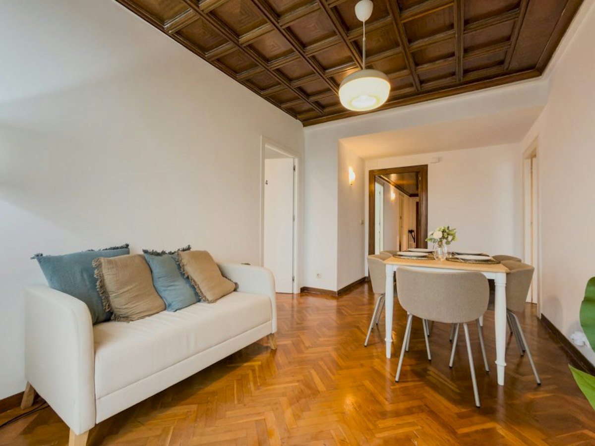 Habitación amueblada en piso compartido de 6 personas en Sants-Montjuïc · 4