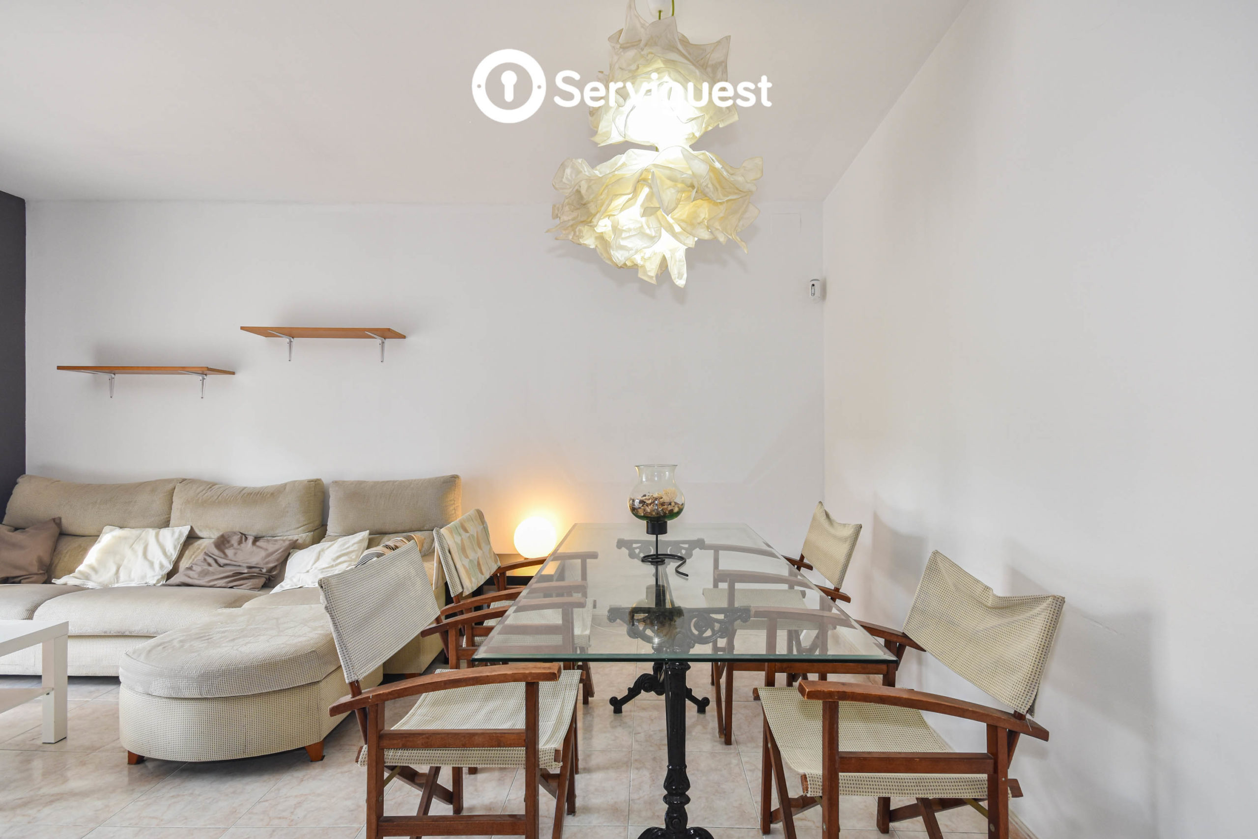 Piso de 2 dormitorios en Sant Martí, 190 m² · 3