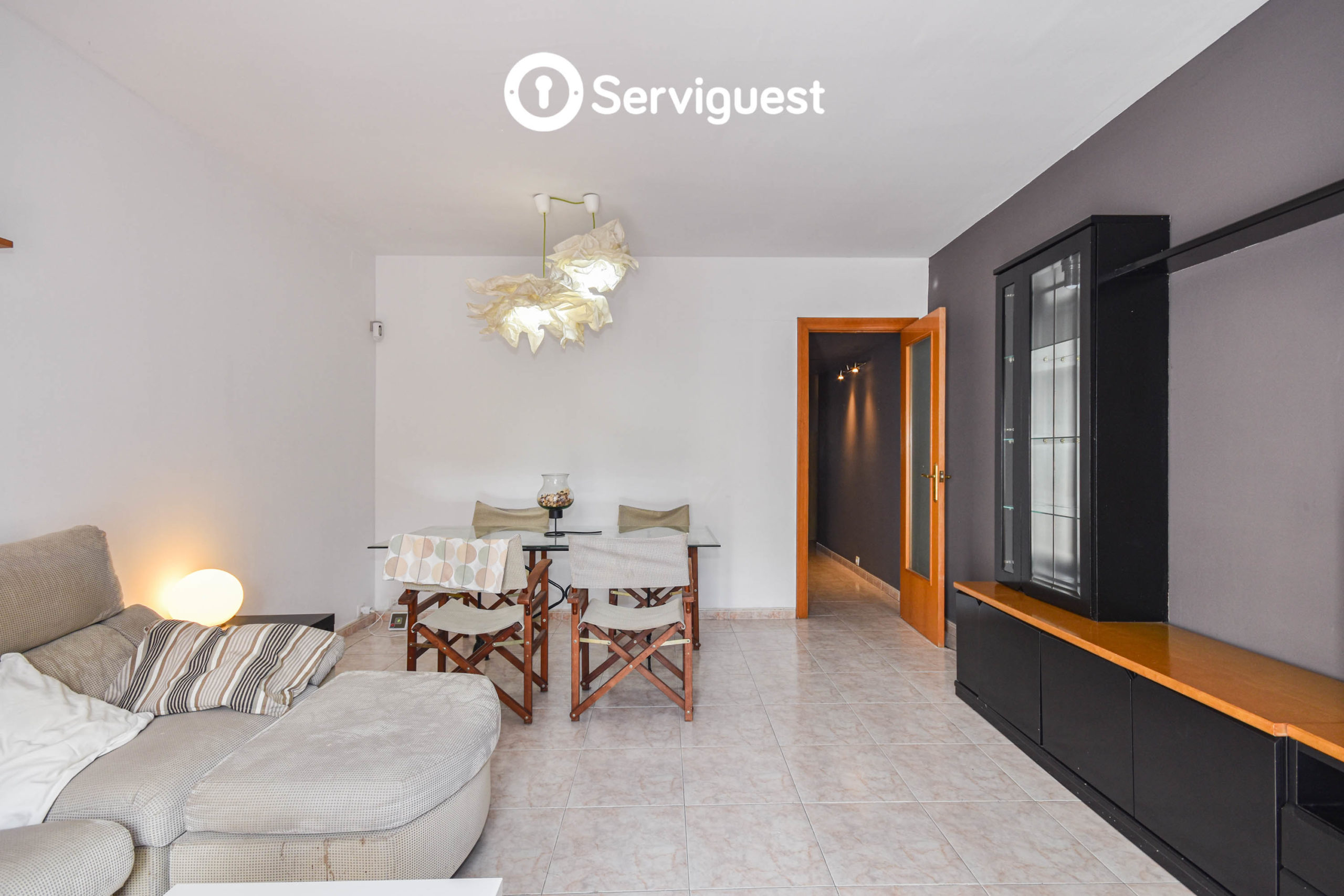 Piso de 2 dormitorios en Sant Martí, 190 m² · 4
