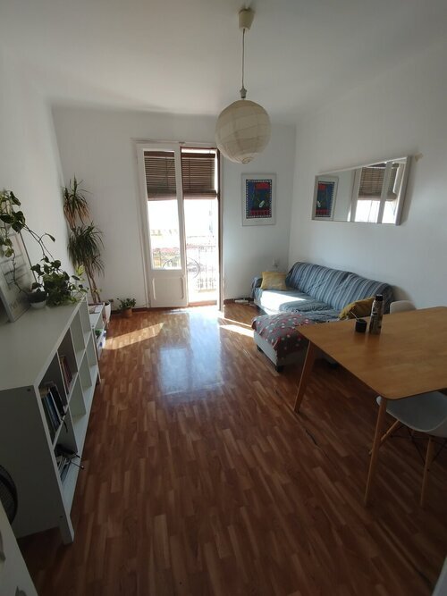 Room in a 3-person shared flat in Gràcia · 3