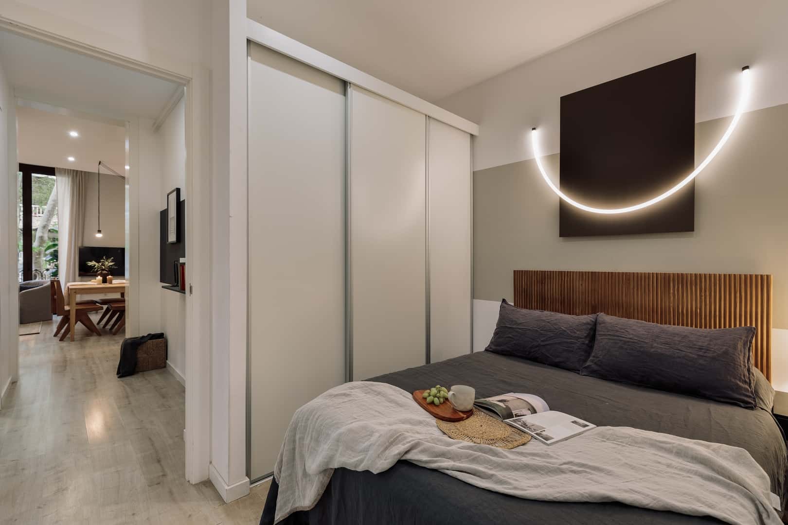 Furnished 2-bedroom flat in Eixample, 64 m² · 3