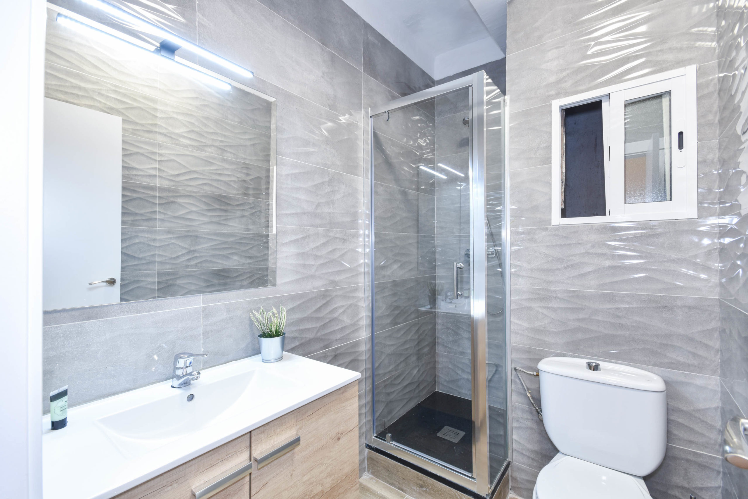 Piso de 2 dormitorios en Eixample, 32 m² · 2