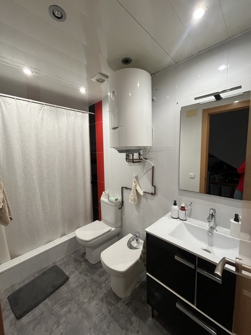 Room in a 2-person shared flat in Sant Martí · 4