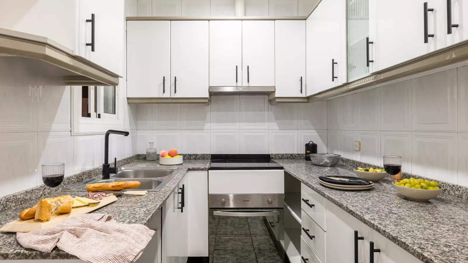 Habitación amueblada en piso compartido en Eixample · 4