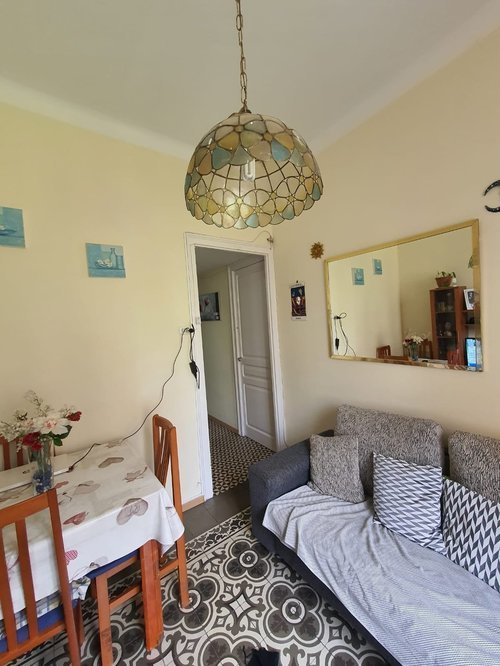 Habitación en piso compartido de 4 personas en Eixample · 2