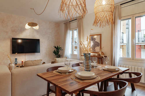 Flat in Eixample, 65 m² · 2