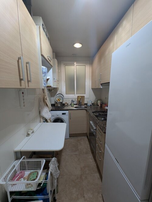 Room in a 3-person shared flat in Eixample · 2