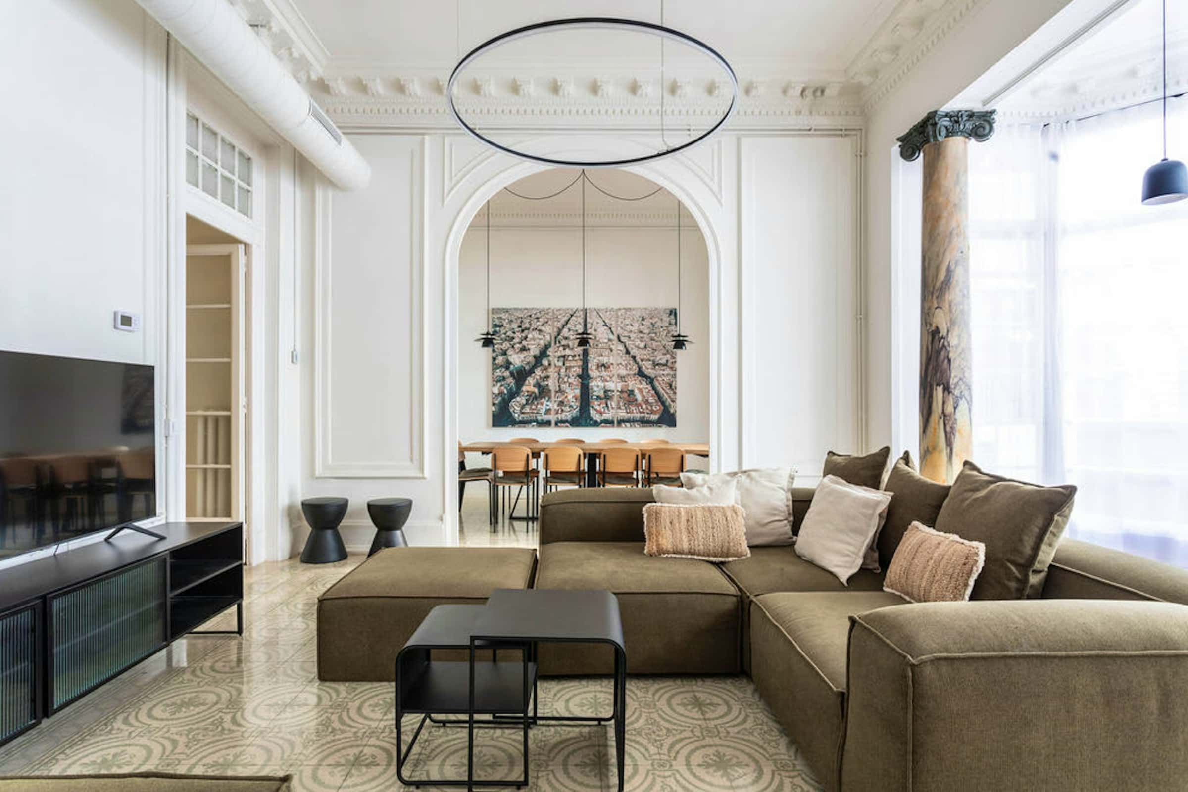 Furnished 4-bedroom flat in Eixample, 200 m² · 2