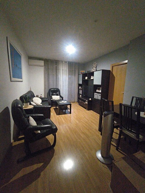Habitación en piso compartido de 4 personas en Eixample · 3