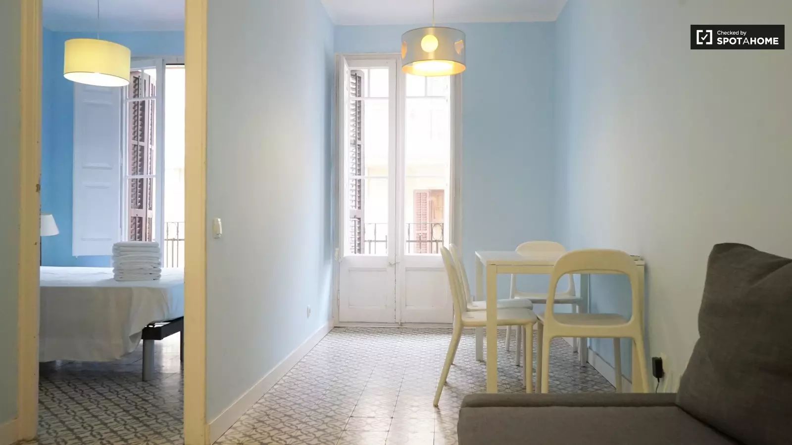 Piso de 1 dormitorio amueblado en Gràcia, 45 m² · 2
