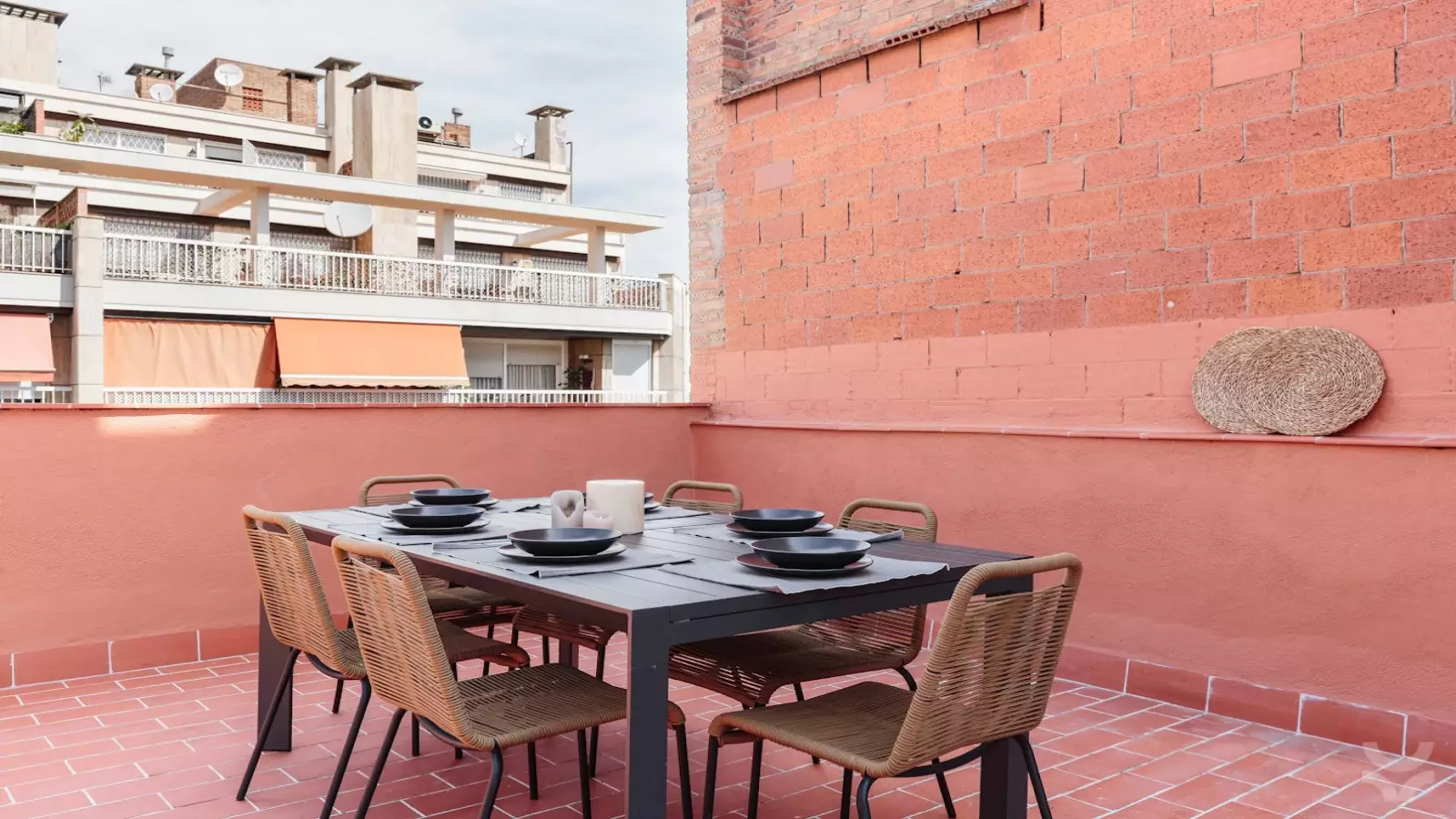 Furnished 2-bedroom flat in Eixample, 62 m² · 3
