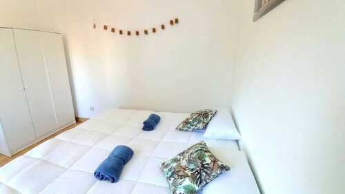 Room in a 5-person shared flat in Sants-Montjuïc · 2