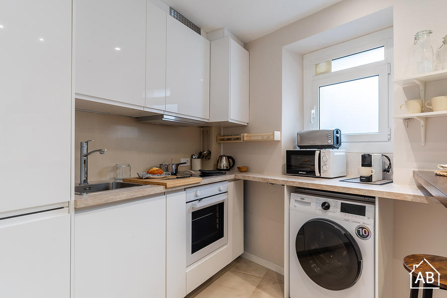 Furnished 2-bedroom flat in Ciutat Vella, 51 m² · 3