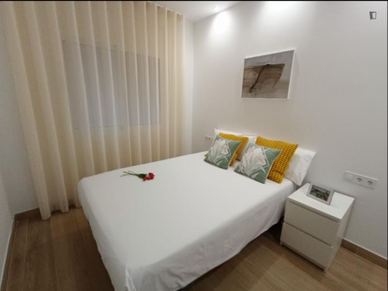 Furnished room in a 4-person shared flat in Sant Martí · 3