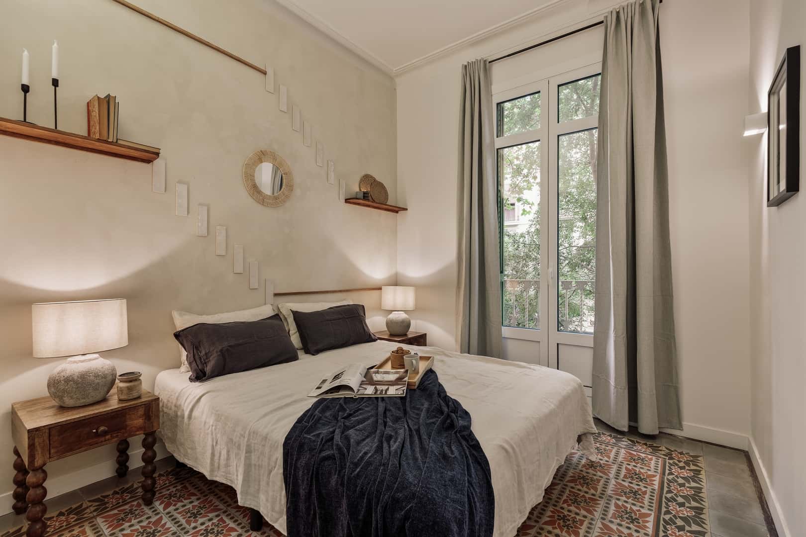 Furnished 3-bedroom flat in Eixample, 107 m² · 3