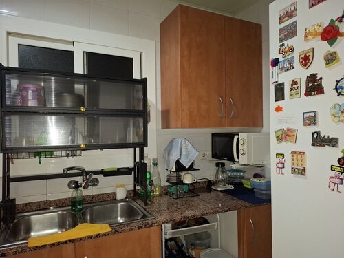 Room in a 5-person shared flat in Eixample · 4