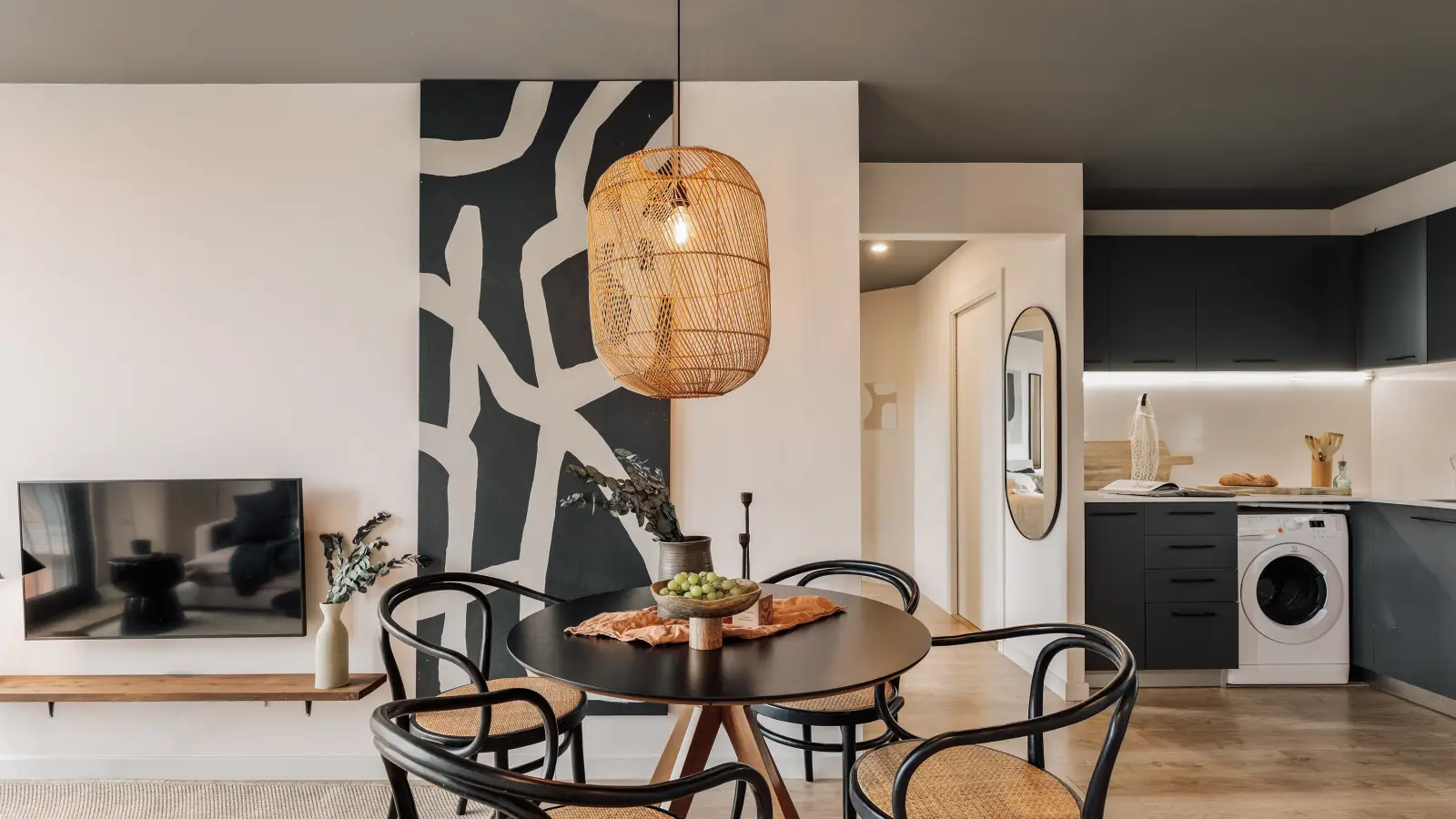 Furnished 2-bedroom flat in Eixample, 70 m² · 3