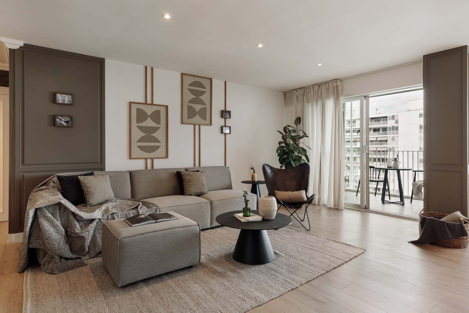 Piso de 5 dormitorios amueblado en Barcelona, 166 m²