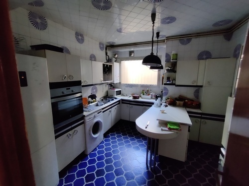 Room in a 4-person shared flat in Sants-Montjuïc · 4