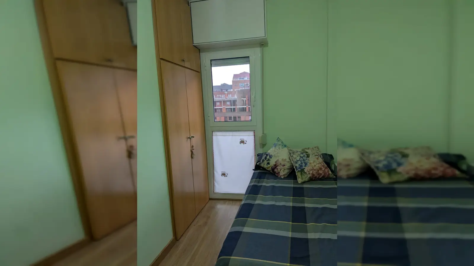 Furnished room in a shared flat in Sants-Montjuïc · 2