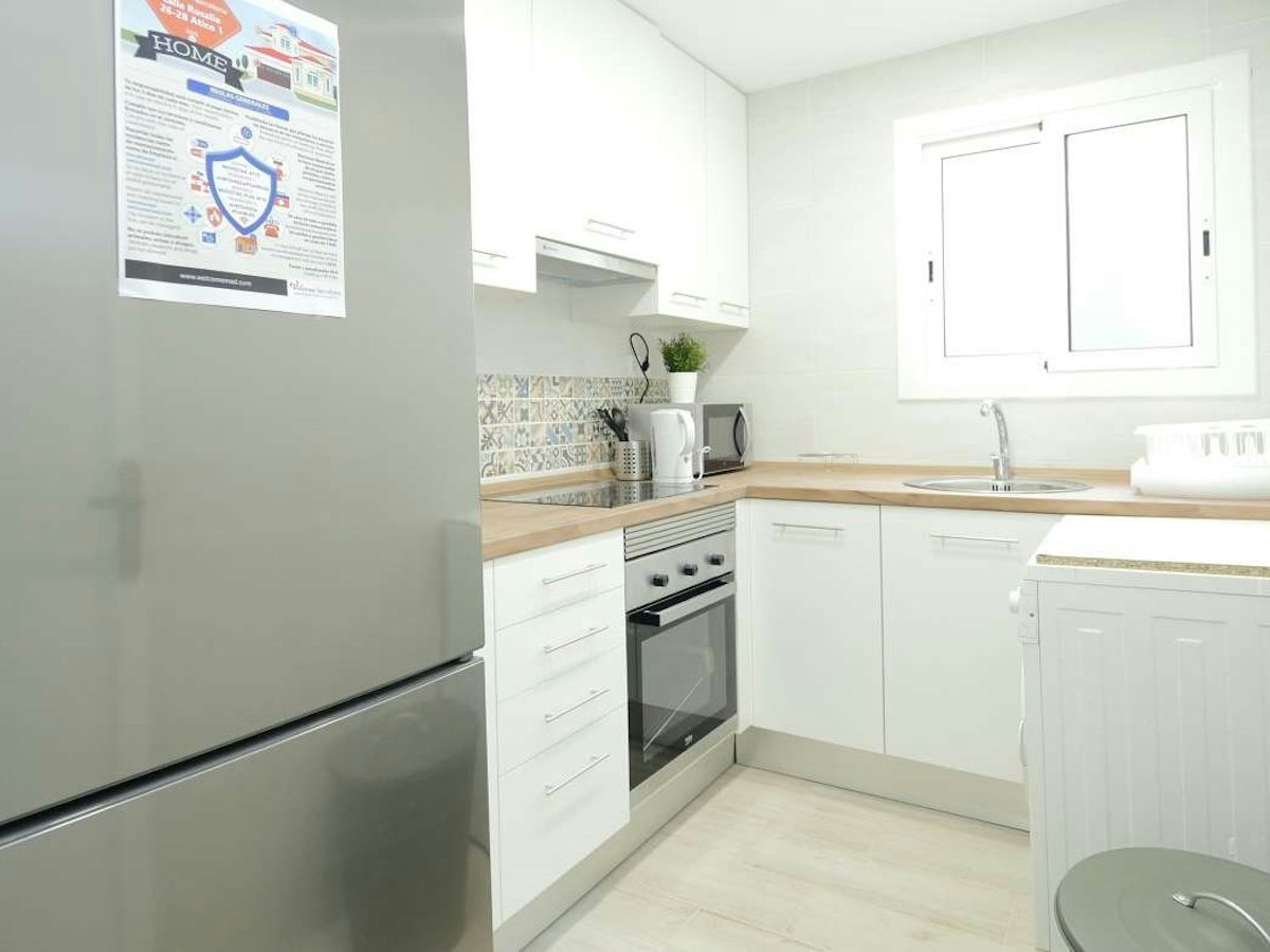 Habitación amueblada en piso compartido de 8 personas en Horta-Guinardó · 4