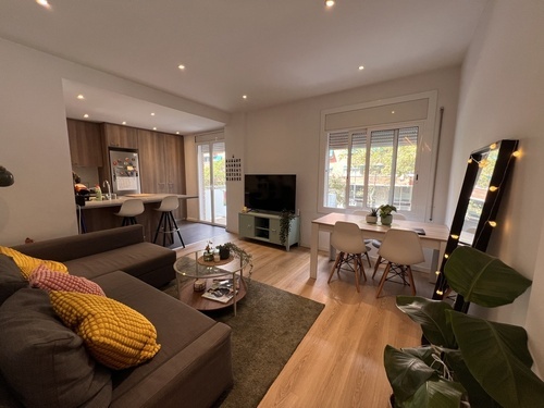 Room in a 3-person shared flat in Sants-Montjuïc · 2