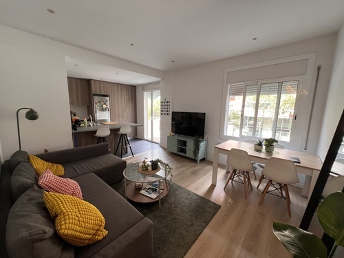 Room in a 3-person shared flat in Sants-Montjuïc · 4
