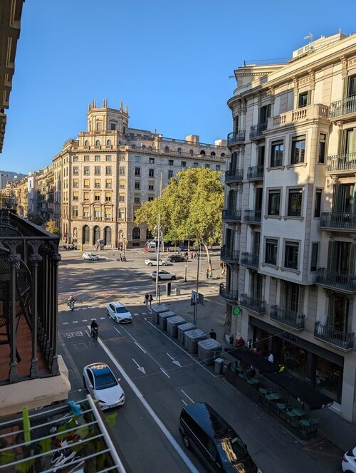 Room in a 2-person shared flat in Barcelona
