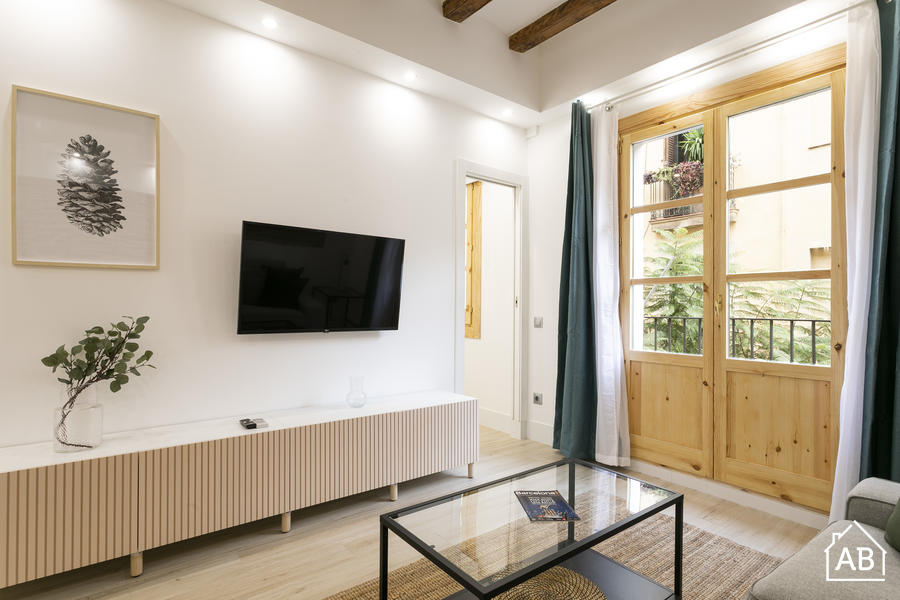 Piso de 4 dormitorios amueblado en Eixample, 54 m² · 3
