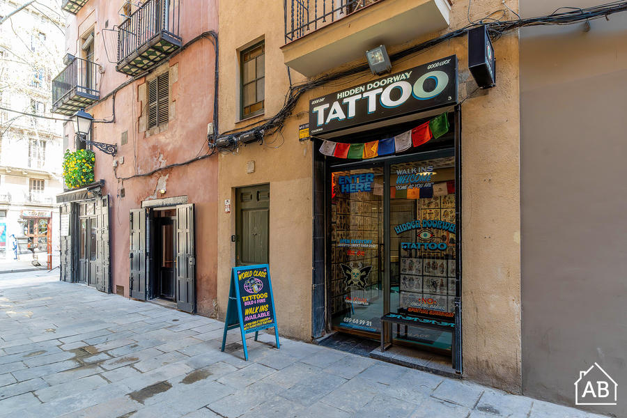 Furnished 1-bedroom flat in Ciutat Vella, 27 m² · 2