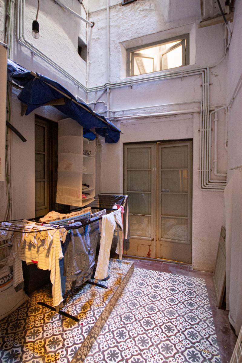 Habitación amueblada en piso compartido de 4 personas en Ciutat Vella