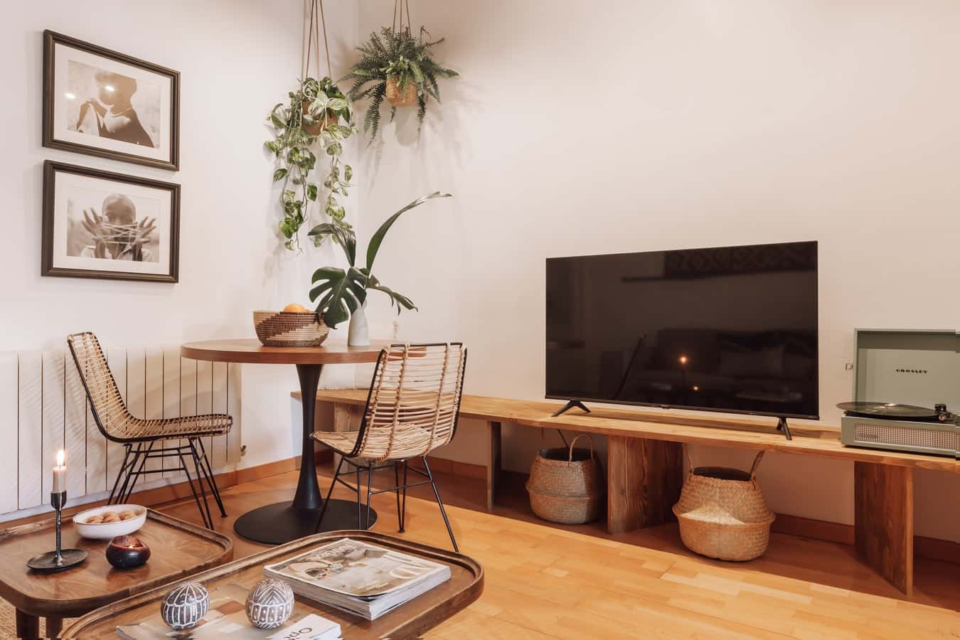Furnished 2-bedroom flat in Eixample, 85 m² · 3