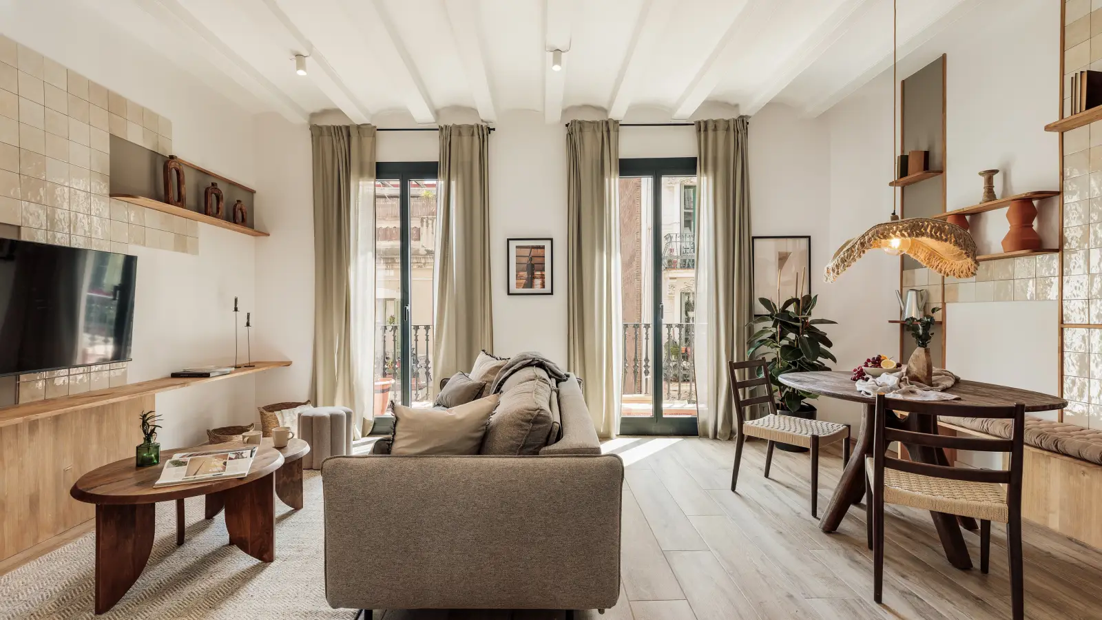 Furnished 2-bedroom flat in Sants-Montjuïc, 81 m² · 2