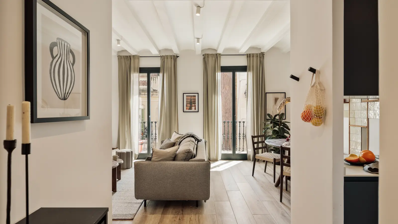 Furnished 2-bedroom flat in Sants-Montjuïc, 81 m² · 4