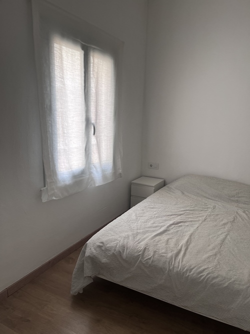 Room in a 2-person shared flat in Horta-Guinardó · 2