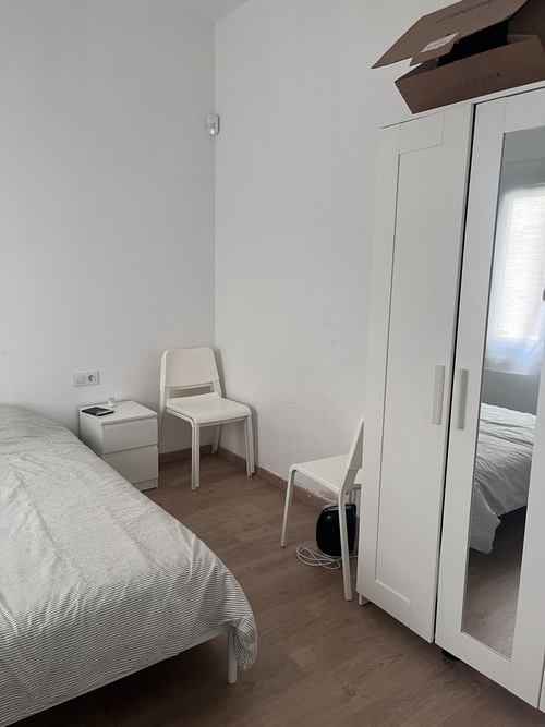 Room in a 2-person shared flat in Horta-Guinardó · 3