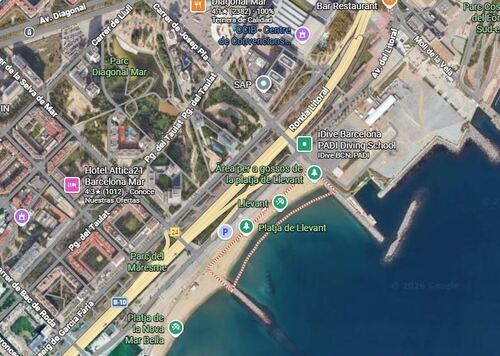 Room in a 3-person shared flat in Sant Martí · 2